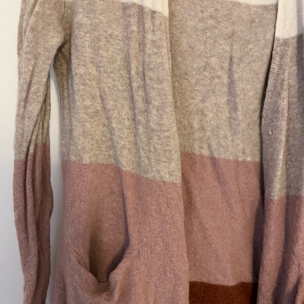 Colorblock Open Front Cardigan - Picture 2 of 4